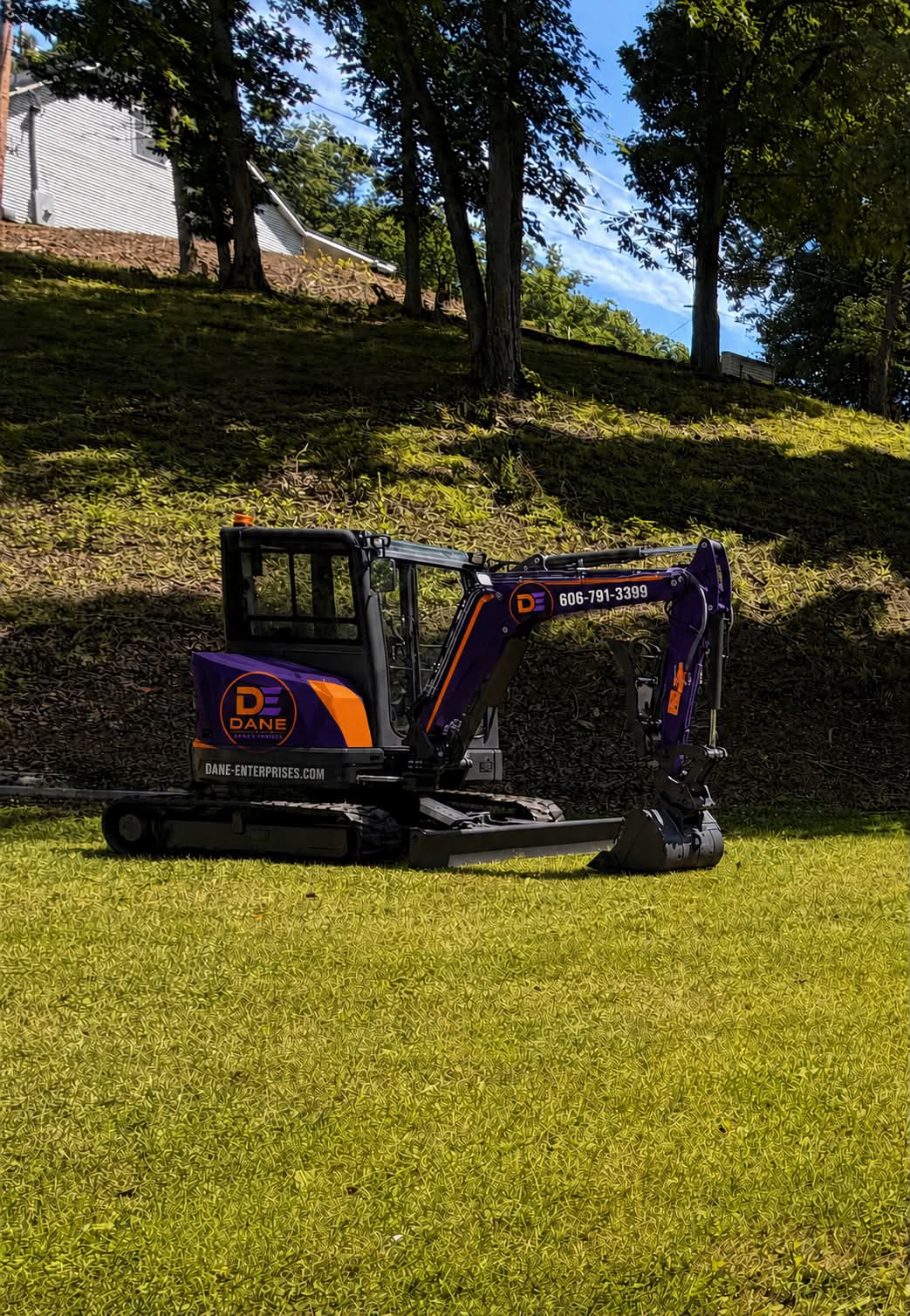 3.5 – 4 Ton Mini Excavator Rental